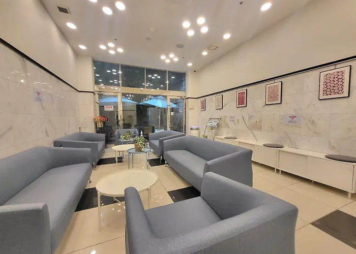 Hotel Toyoko Jungang Station 3*