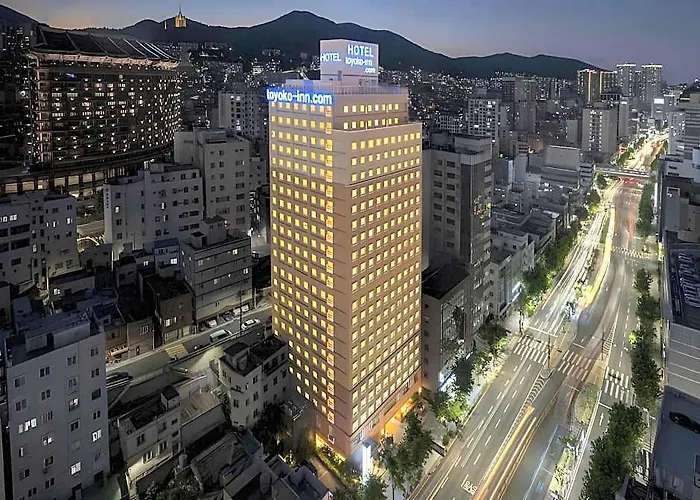 Hotel Toyoko Jungang Station 3*